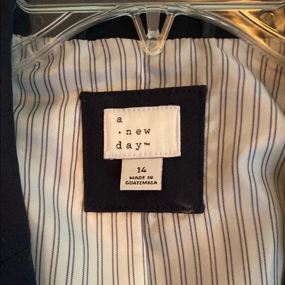 Black Blazer - Picture 3 of 6